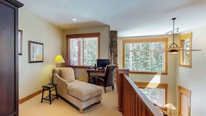 TV, fireplace, video games - Okanagan - Snowbanks 3 (Beaverdell)