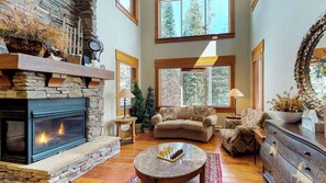 Interior - Okanagan - Snowbanks 3 (Beaverdell)