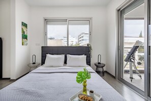 2 makuuhuonetta, silitysrauta/-lauta, internet, vuodevaatteet