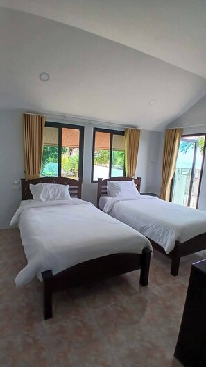 3 bedrooms, Internet - Janjira sea view pool villa (Nong Thale)