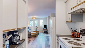Fridge, microwave, oven, stovetop - Okanagan - SnowCrest Village, Suite 5B (Beaverdell)