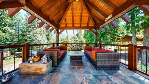 Okanagan - The Big Space on Chase