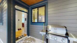 Property grounds - Okanagan - The Getaway At Feathertop (Kootenay Boundary E)