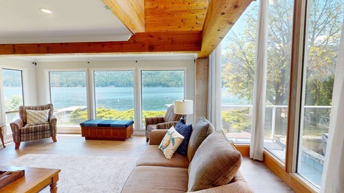 Okanagan - The Re-Treat at Christina Lake