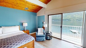 3 bedrooms, iron/ironing board, Internet