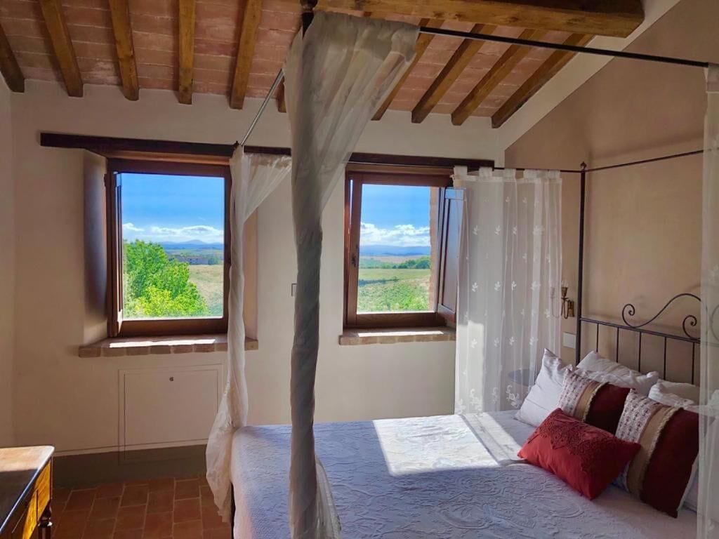 Camera doppia, vista collina | Biancheria da letto di alta qualità, copriletto in piuma