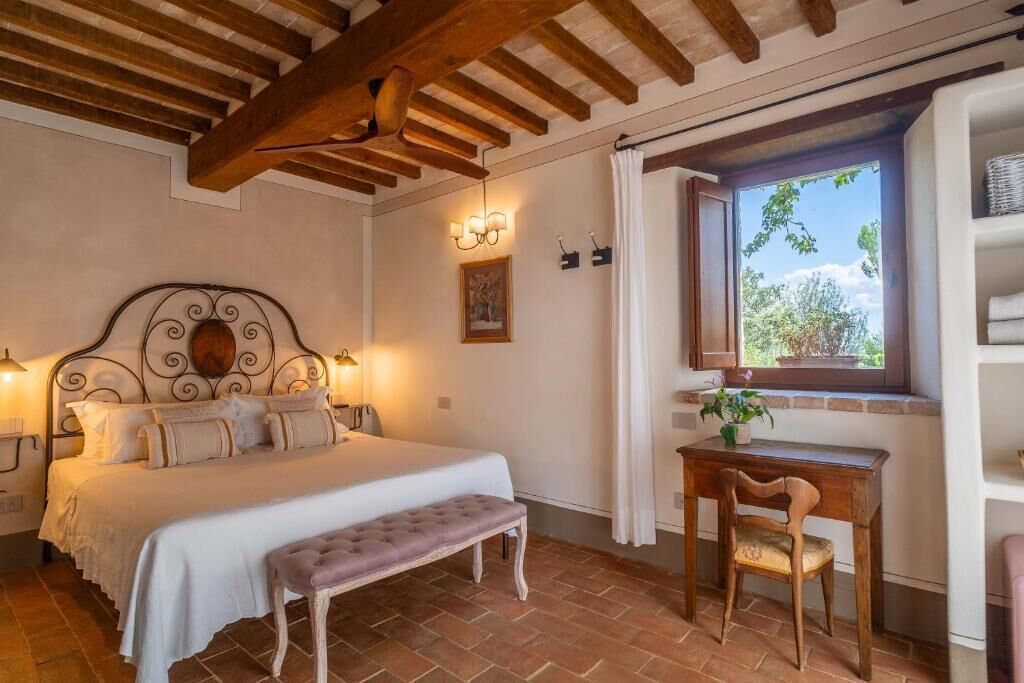 Quarto casal, vista para a colina | Roupas de cama premium, edredons de pluma, quartos à prova de som