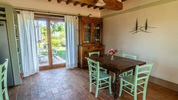 Apartment, Balcony, Hill View | Dining