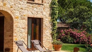 Doppelzimmer, Hügelblick | Unterkunftsgelände