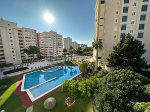 Pool - Ocean, pool and beach views (Alacant)