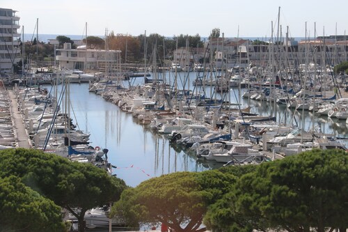 Studio with harbour view, close to the beach - Carnon ideal for short stays