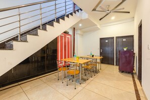 Dining - Hotel Tark Suite Near IGI Airport Delhi  (New Delhi)