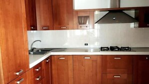 Apartemen, 2 kamar tidur | Dapur pribadi