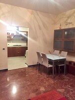 Apartamento, 2 habitaciones | Restauración