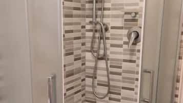 Apartment, 2Â Schlafzimmer | Badezimmer | Bidet