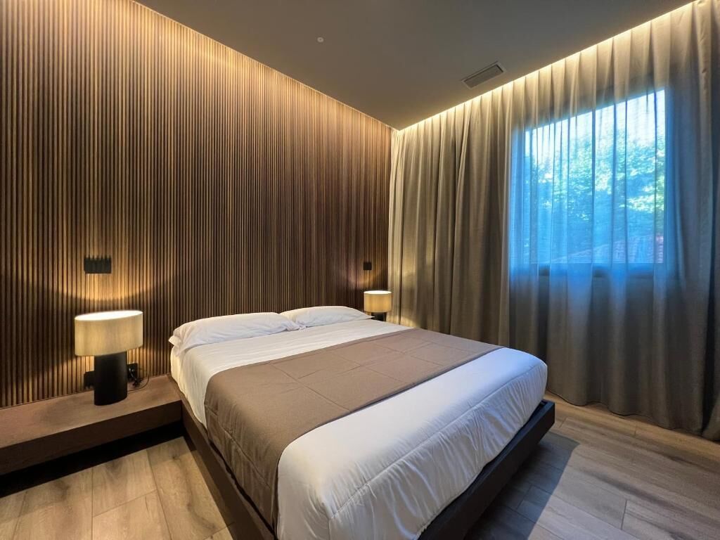 Superior-Suite | Zimmersafe, Verdunkelungsvorhänge, schallisolierte Zimmer