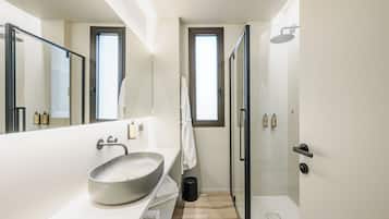 Superior Suite | Bathroom