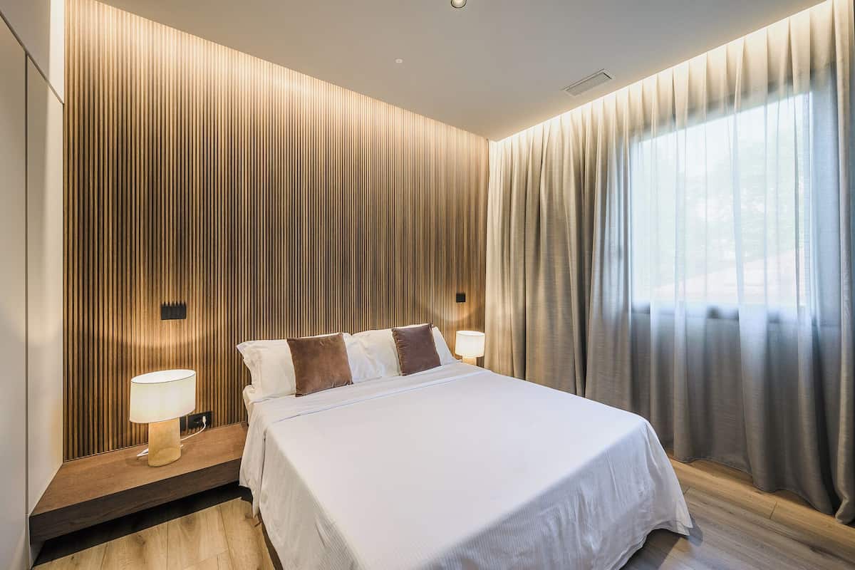 Superior Suite | In-room safe, blackout curtains, soundproofing, free WiFi