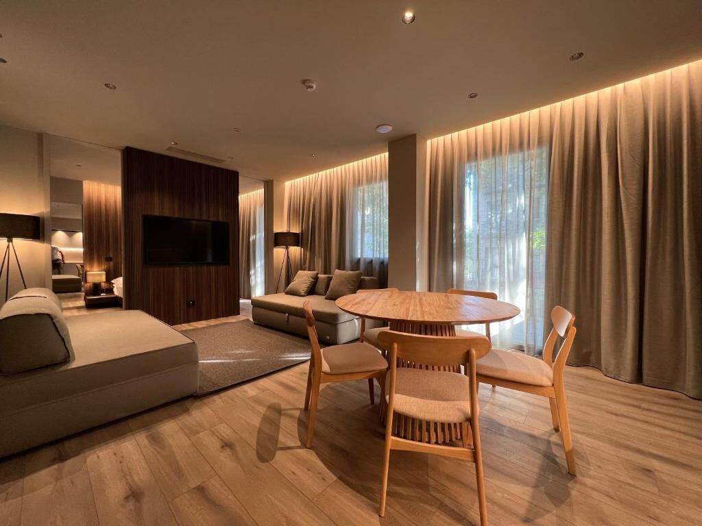 Deluxe Suite | Interior