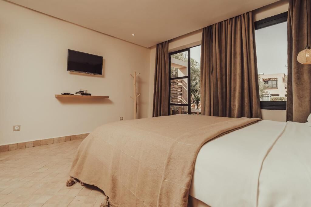 Driepersoonskamer | Een kluis op de kamer, gratis wifi, rolstoeltoegankelijk