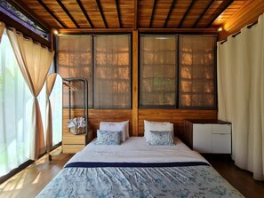 Acceso a internet y ropa de cama 