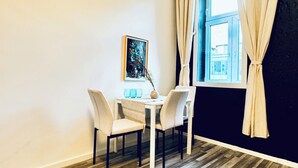 Apartemen Basic | Tempat makan