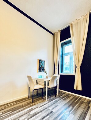 Basic Apartment | Dining - Stylish 1BR Long Stay Close to AKH (Vienna)
