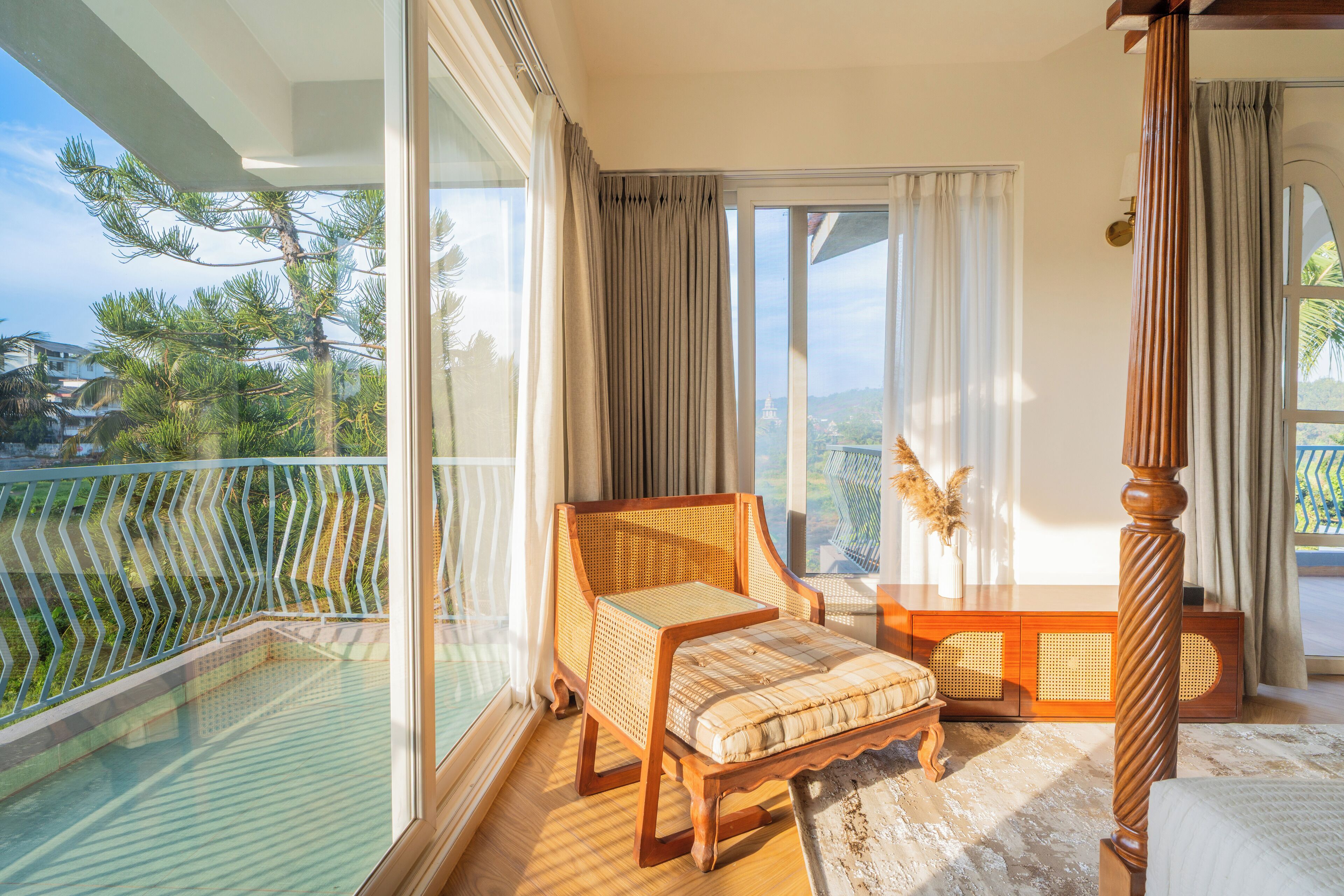 奢华别墅, 阳台, 花园景观 | 住宿内部