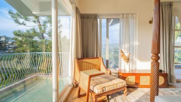 Luxury Villa, Balcony, Garden View | Interior