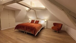 Fer et planche à repasser, Wi-Fi, draps fournis