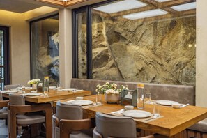 Dining - The Chestnut Grove (Dalhousie)
