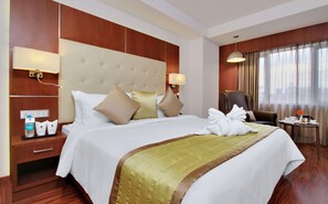 Sábanas de algodón egipcio, ropa de cama de alta calidad y minibar 