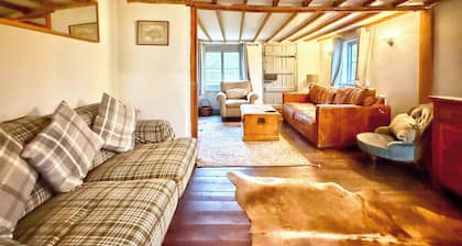 Charming English Cottage in the Essex Countryside