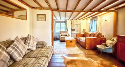 Charming English Cottage in the Essex Countryside