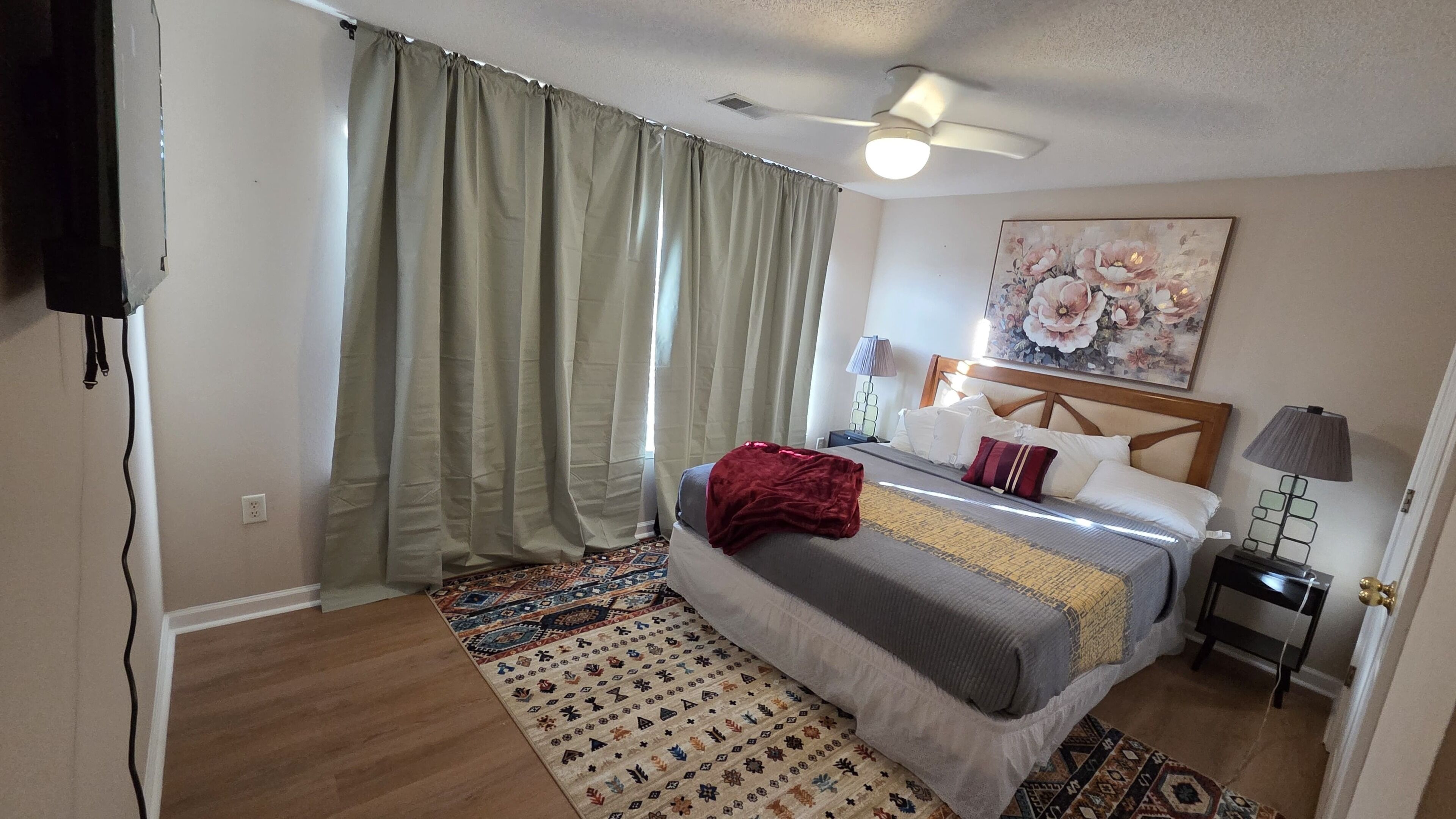 6 Schlafzimmer, Schreibtisch, Bügeleisen/Bügelbrett, kostenloses WLAN