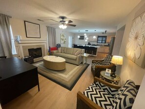 TV - Well-Appointed 6-BR House in Tranquil Olive Branch w/ Stylish Modern Furniture (Olive Branch)