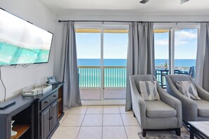 TV - Calypso 209!  Beachfront West Corner,  Low Floor. Best Location. (Panama City Beach)