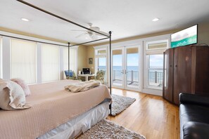 4 bedrooms, iron/ironing board, free WiFi, bed sheets - New Day, Gulf-front Retreat with Private Pool (Panama City Beach)