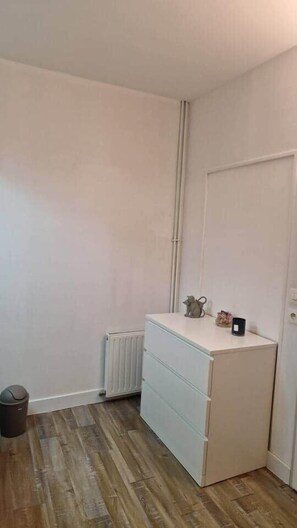 Interior - Le petit quai#studio#historic site (Chinon)