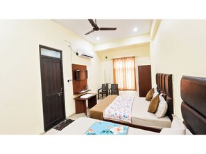 View from room - Hotel Shree Ramayanam Ayodhya (Ayodhya)