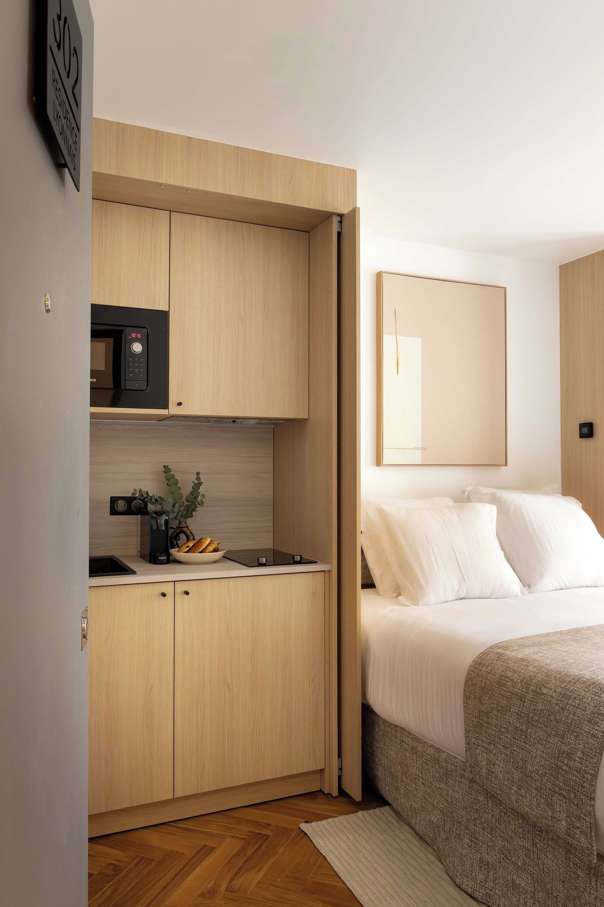 Apartment | 1 bedroom, laptop workspace, iron/ironing board, bed sheets