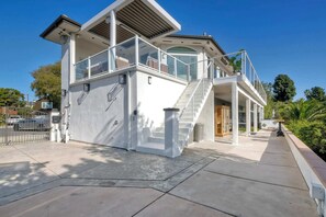 Exterior - Aqua Vista Carlsbad For 10 (Carlsbad)