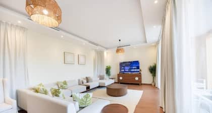 Bloomfields Stunning 4BR Villa Fujairah