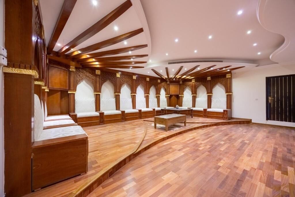 Vila, sacada, vista para a piscina | Parte interna