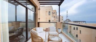 Bloomfields Stunning 4BR Villa Fujairah