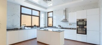 Bloomfields Stunning 4BR Villa Fujairah