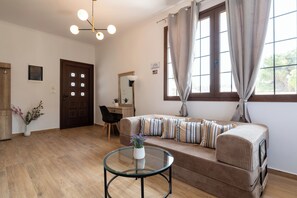 Living area - Anthi Luxury Residence- Jasmine (Ialisos)