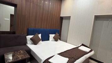 Rom – deluxe | Skrivebord og wi-fi (inkludert)