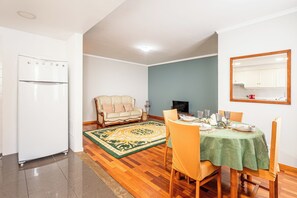 Interior - Lobos Village (Câmara de Lobos)