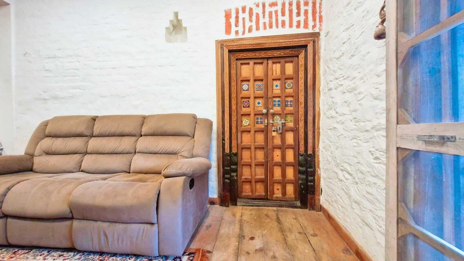 Heritage Stone Cottage Room | Laptop workspace, free WiFi